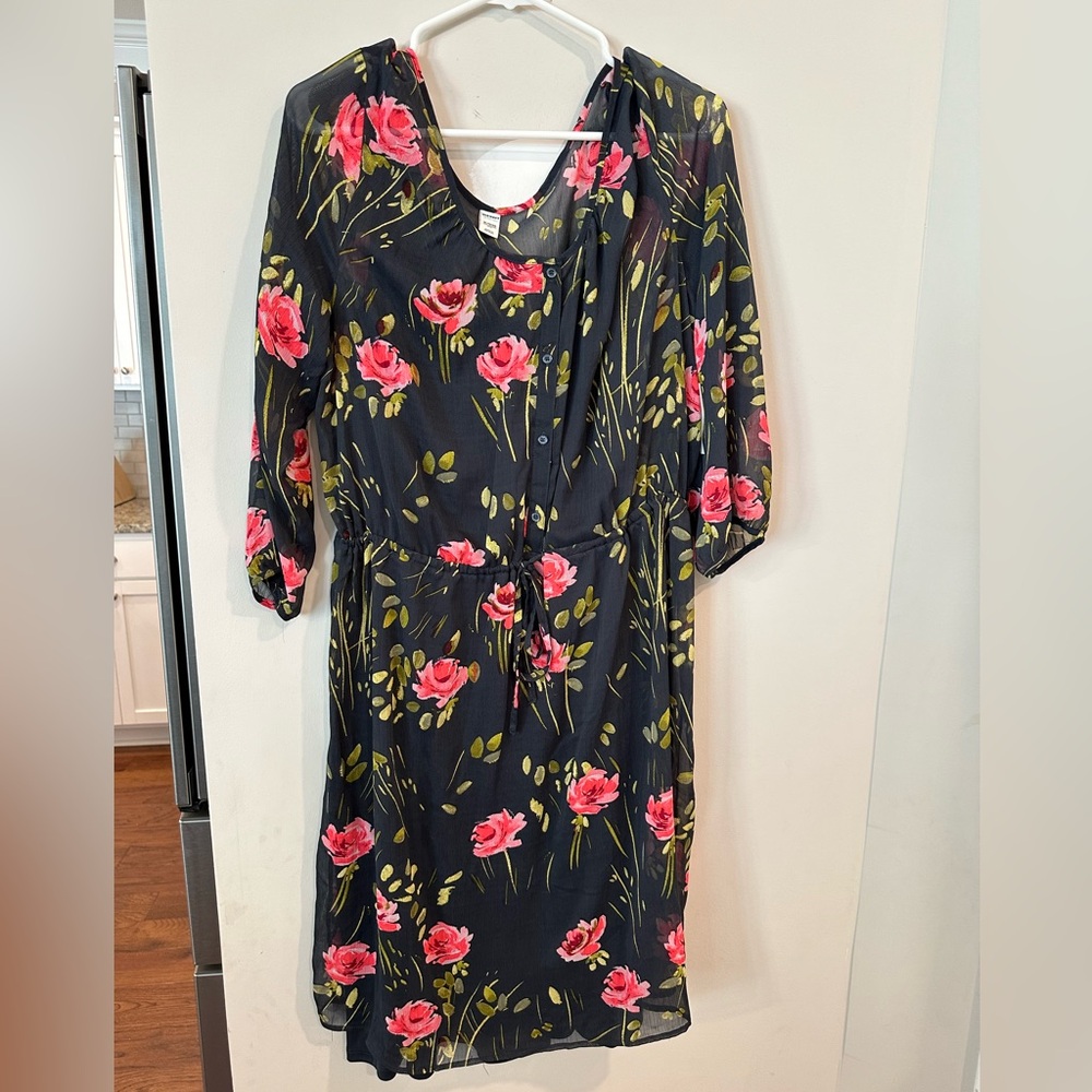 Old Navy Dress with Sheer Floral Overlay. Size XXL